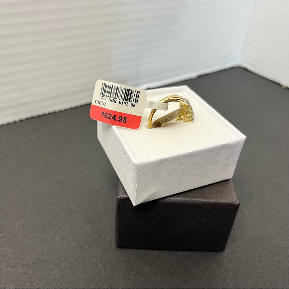 10K Yellow Gold Womens Round Diamond Heart Ring 1/3 Cttw - Picture 3 of 12